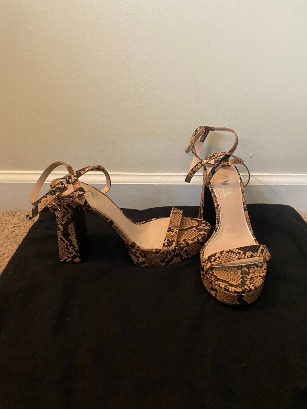 Zara Shoe Platform Heel Size 39 Pre-owned